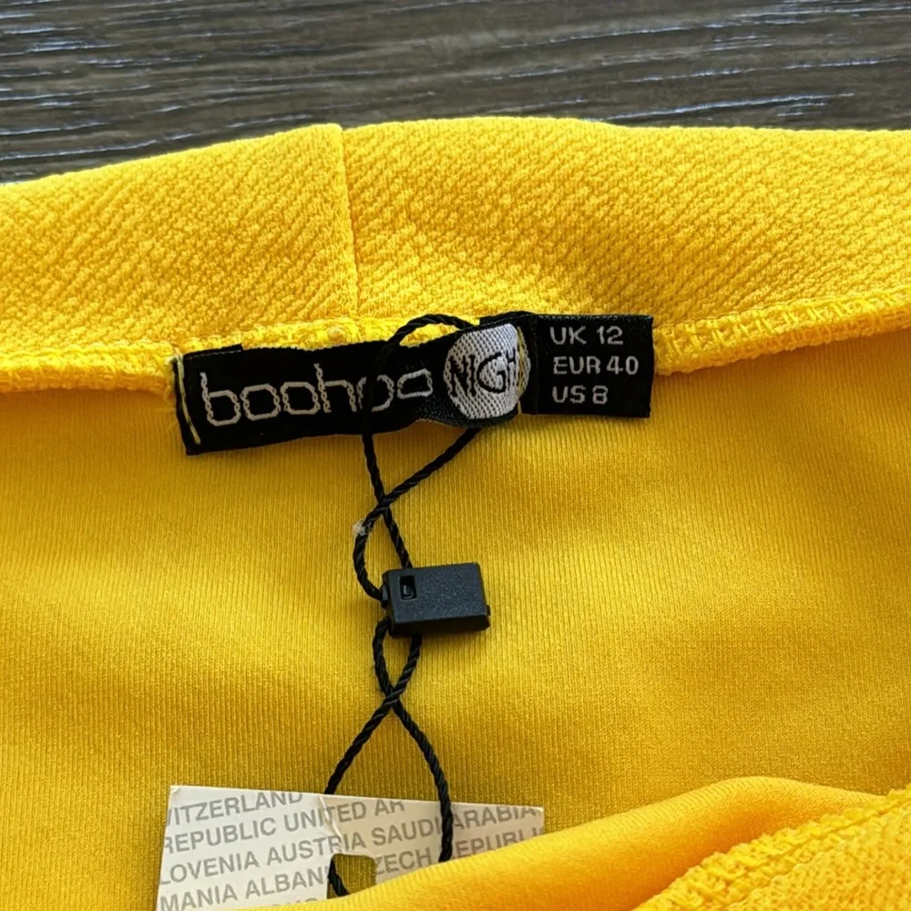 (SOLD)Yellow Dress - Picture 5 of 5